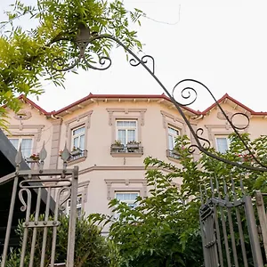 buradan rezervasyon yapın