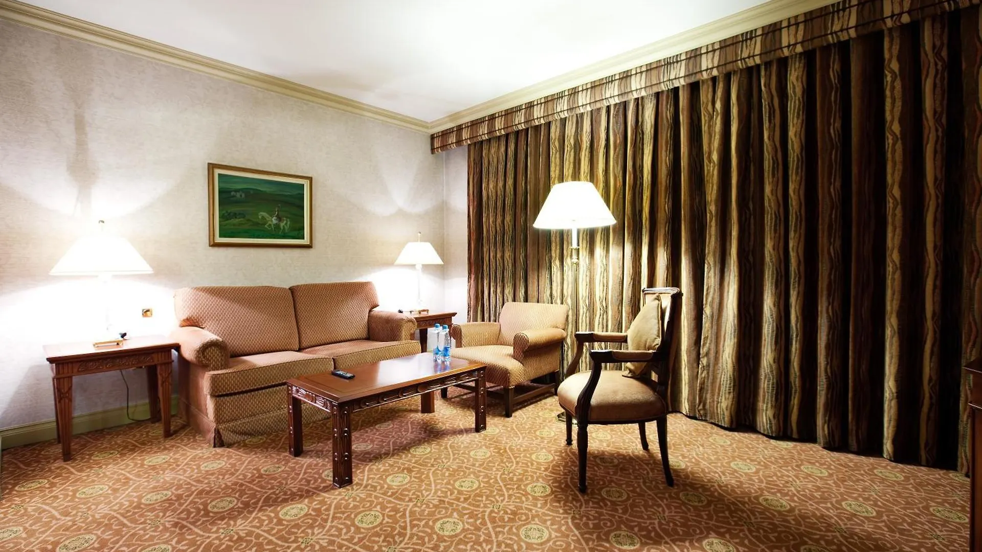 Intercontinental Almaty By Ihg Hotel 5*,  Kazahsztán